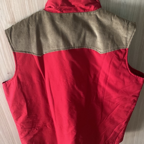Brand New Red Winter Jacket( Sleeveless) for men from Levi’s - Picture 8 of 8